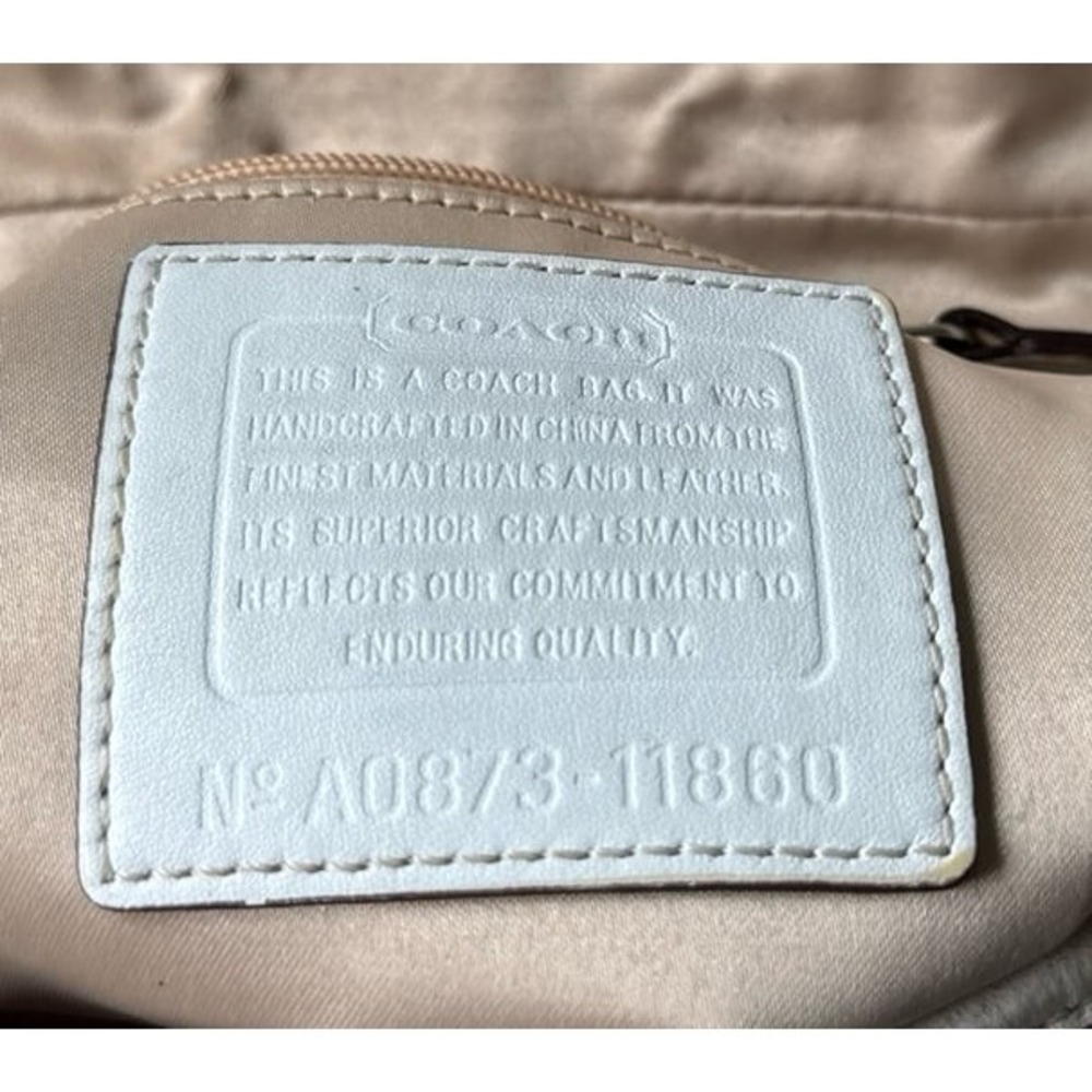 Coach Brown Small Soho Signature 2008 Vintage - Picture 9 of 9